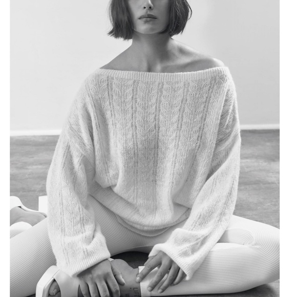 NWT - POINTELLE KNIT SWEATER - (M-L) - Picture 2 of 5